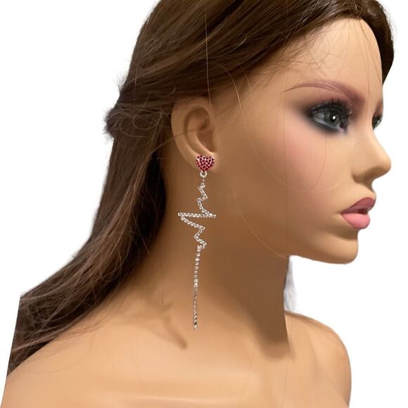 NWT HEARTBEAT EARRINGS   - Picture 7 of 7